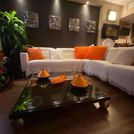 Vue Panoramique Sur La Mediterrannee, Sur Canal & Proche 로지즈