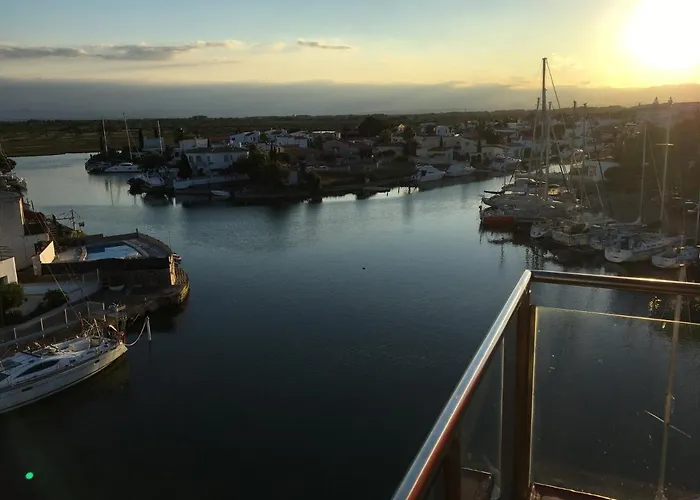 Vue Panoramique Sur La Mediterrannee, Sur Canal & Proche Appartement