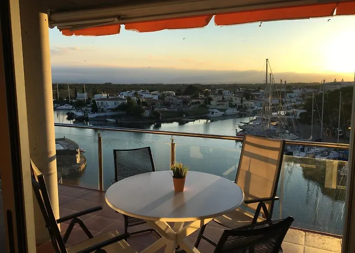 Vue Panoramique Sur La Mediterrannee, Sur Canal & Proche Appartement Roses