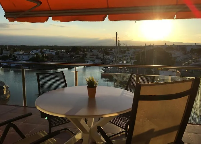 Vue Panoramique Sur La Mediterrannee, Sur Canal & Proche Appartement